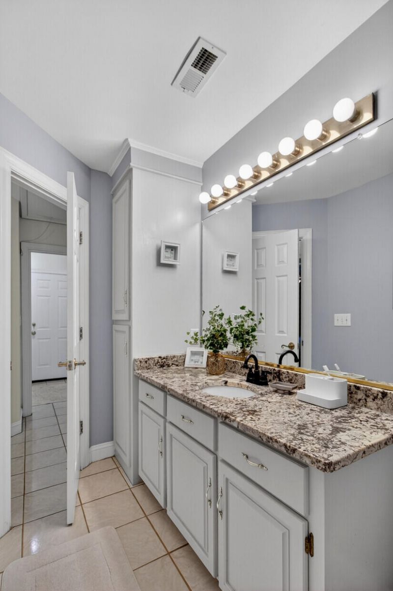 139 Charpia Avenue Photo 26