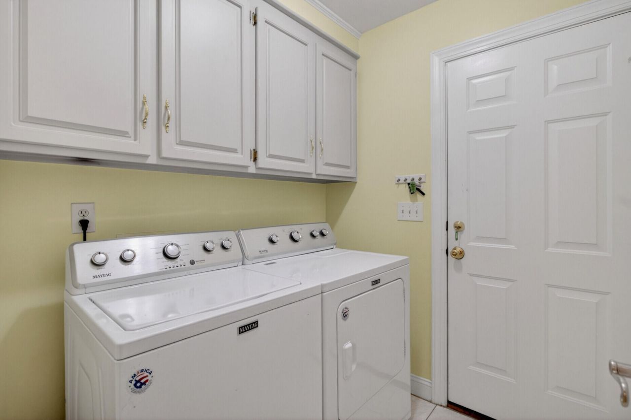 139 Charpia Avenue Photo 29