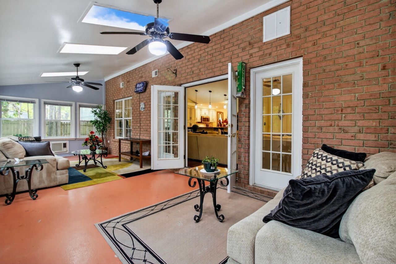 139 Charpia Avenue Photo 30