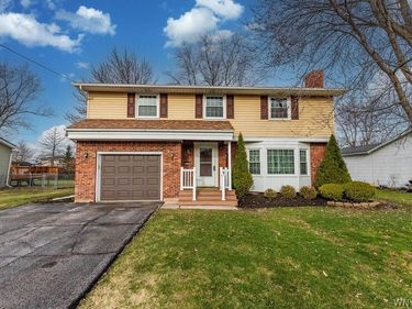 928 Baseline Road, Grand Island, NY 14072