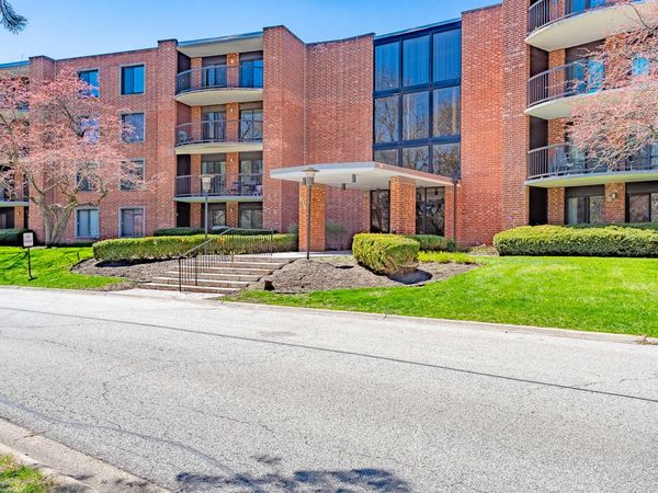 1615 E Central Road , Unit 401A, Arlington Heights, IL 60005