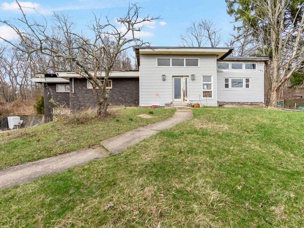 465 Amsler Ridge Rd, Sewickley, PA 15143