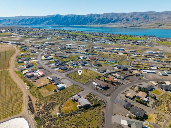 202 SW Clayton Place, Mattawa, WA 99349