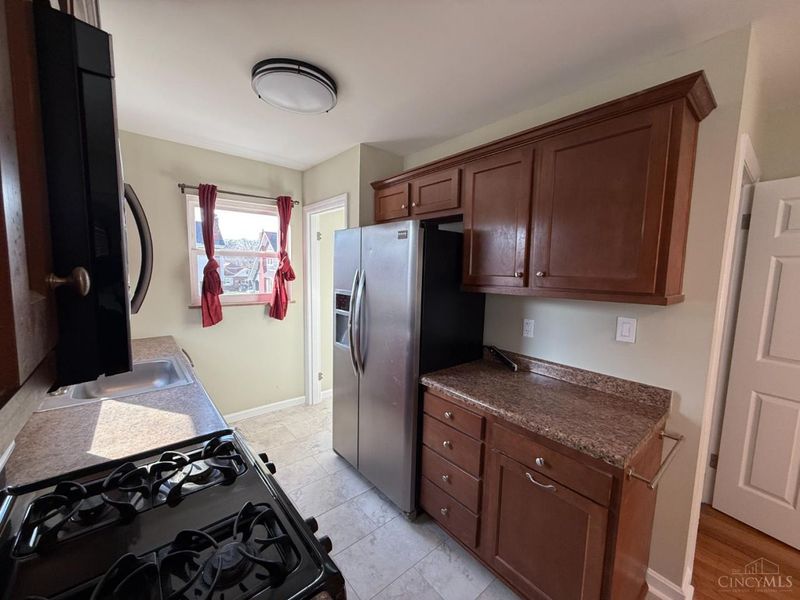 6817 Withany Avenue, Cincinnati, OH 45213 Photo 4