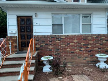 8674 108th Street, Richmond Hill, NY 11418