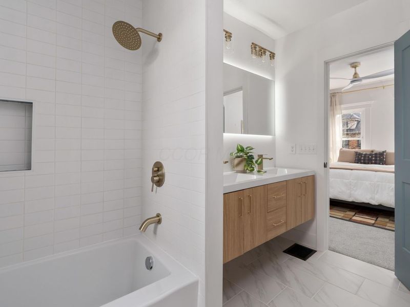 196 E Gates Street, Columbus, OH 43206 Photo 23