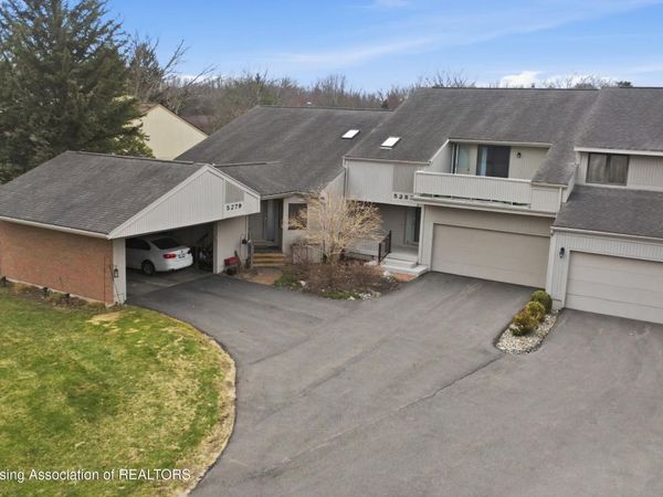 5283 E Hidden Lake Drive, East Lansing, MI 48823