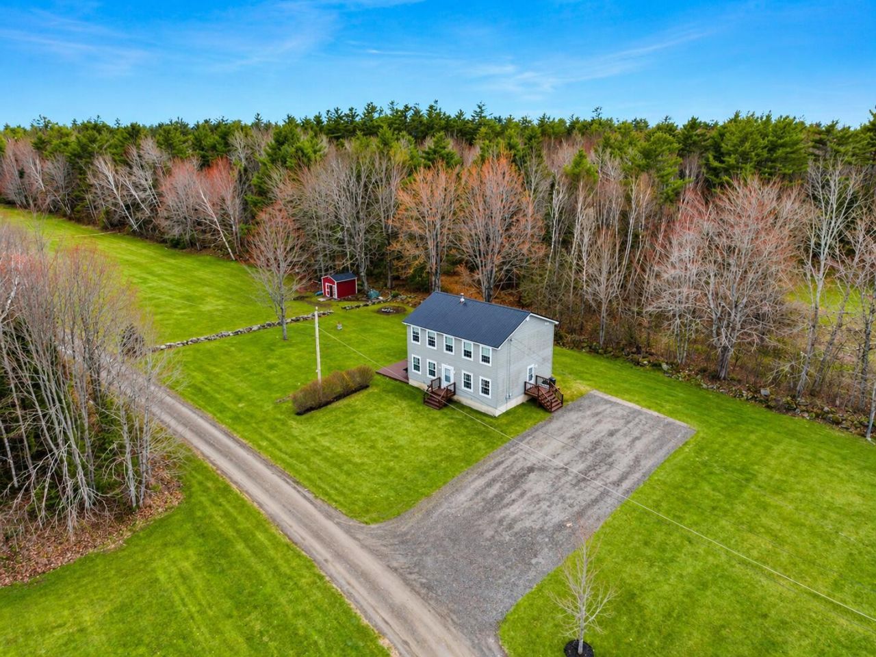7 Ellingwood Drive Glenburn, ME 04401