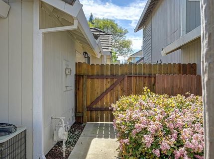 1141 Sandy Creek Dr, Folsom, CA 95630 Photo