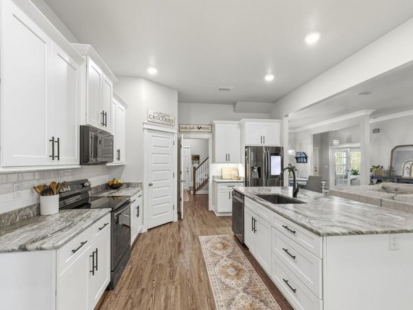 6808 Santa Clara Drive, Navarre, FL 32566