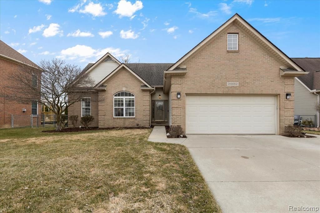 34652 Rosebud Lane, Richmond, MI 48062 Main Photo