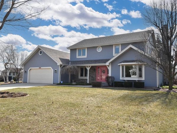 4203 W Tumblecreek COURT, Franklin, WI 53132