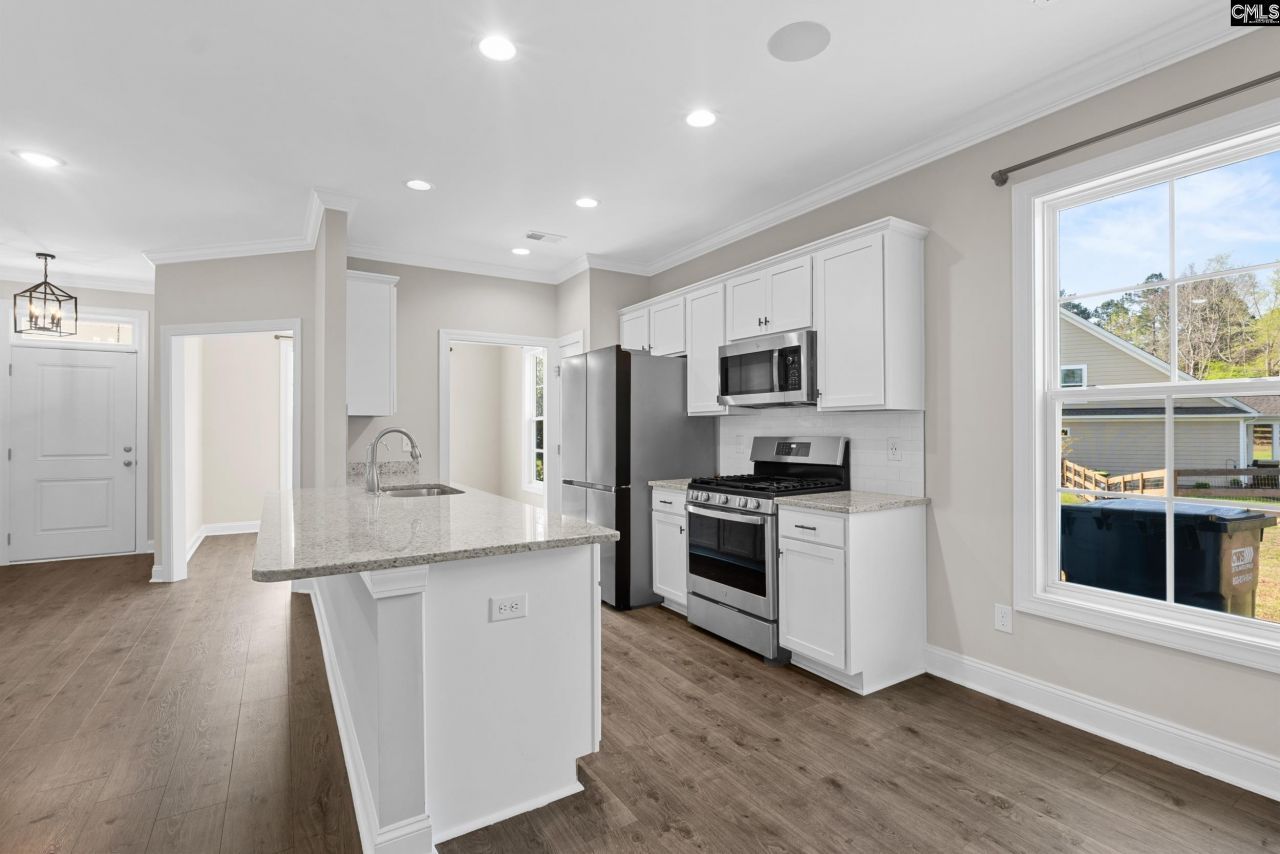 703 Mayflower Trail Photo 10