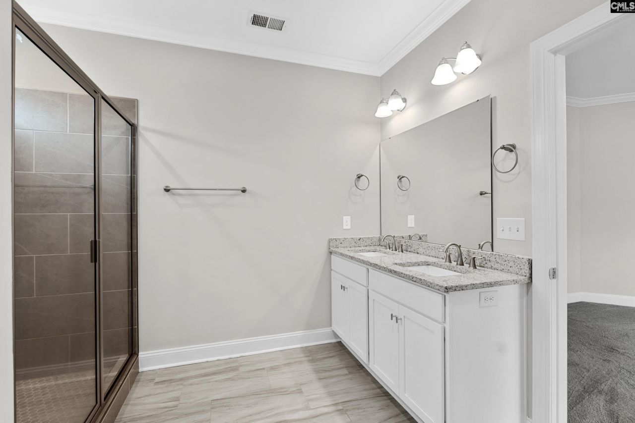 703 Mayflower Trail Photo 15