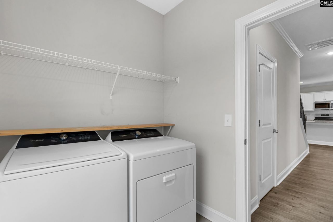 703 Mayflower Trail Photo 16