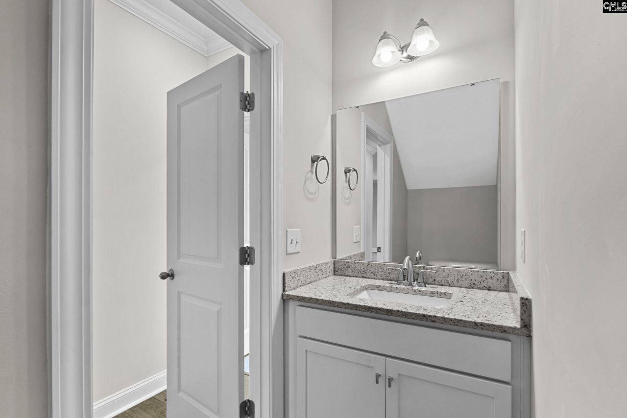 703 Mayflower Trail Photo 19