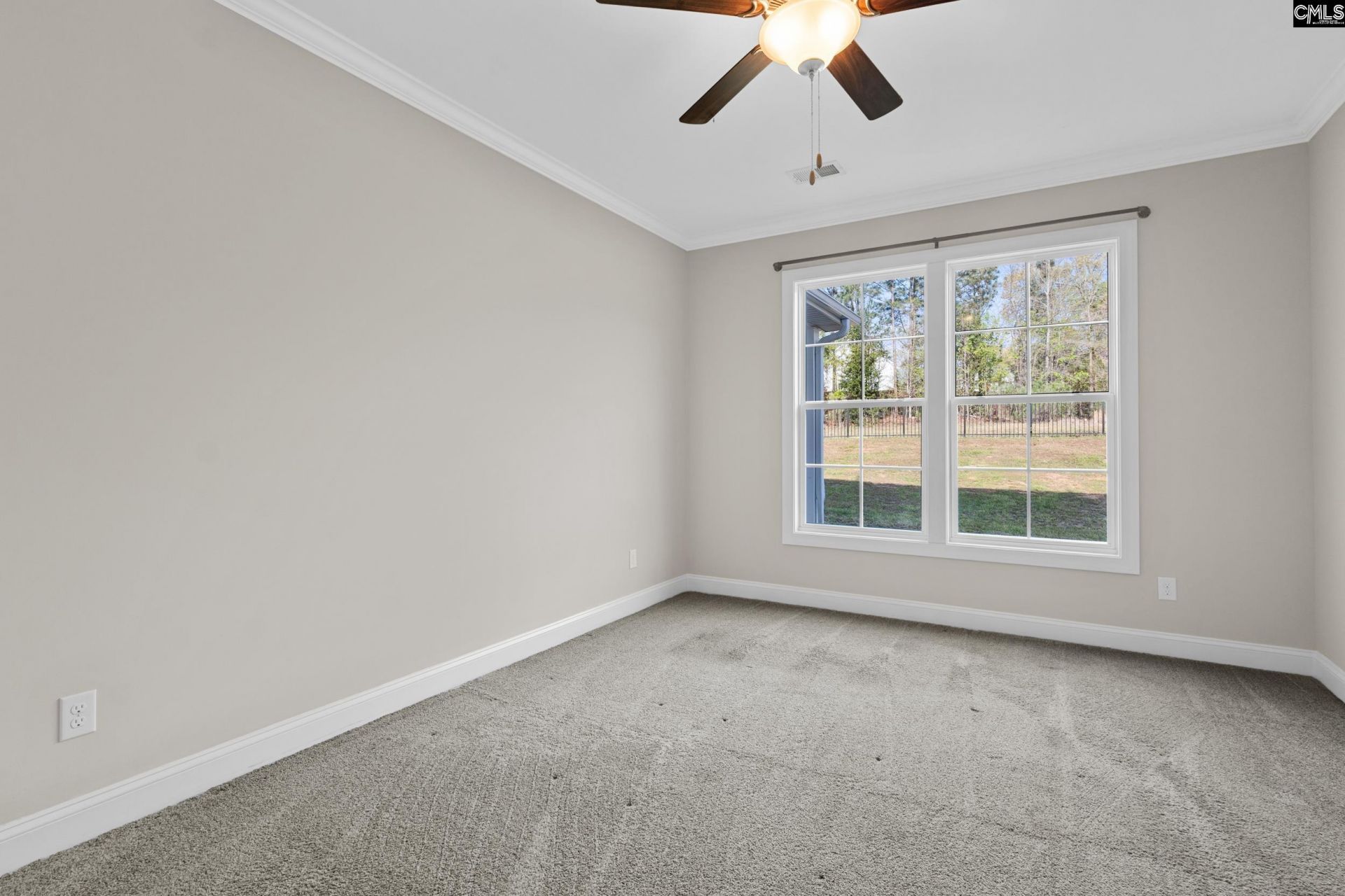 703 Mayflower Trail Photo 32