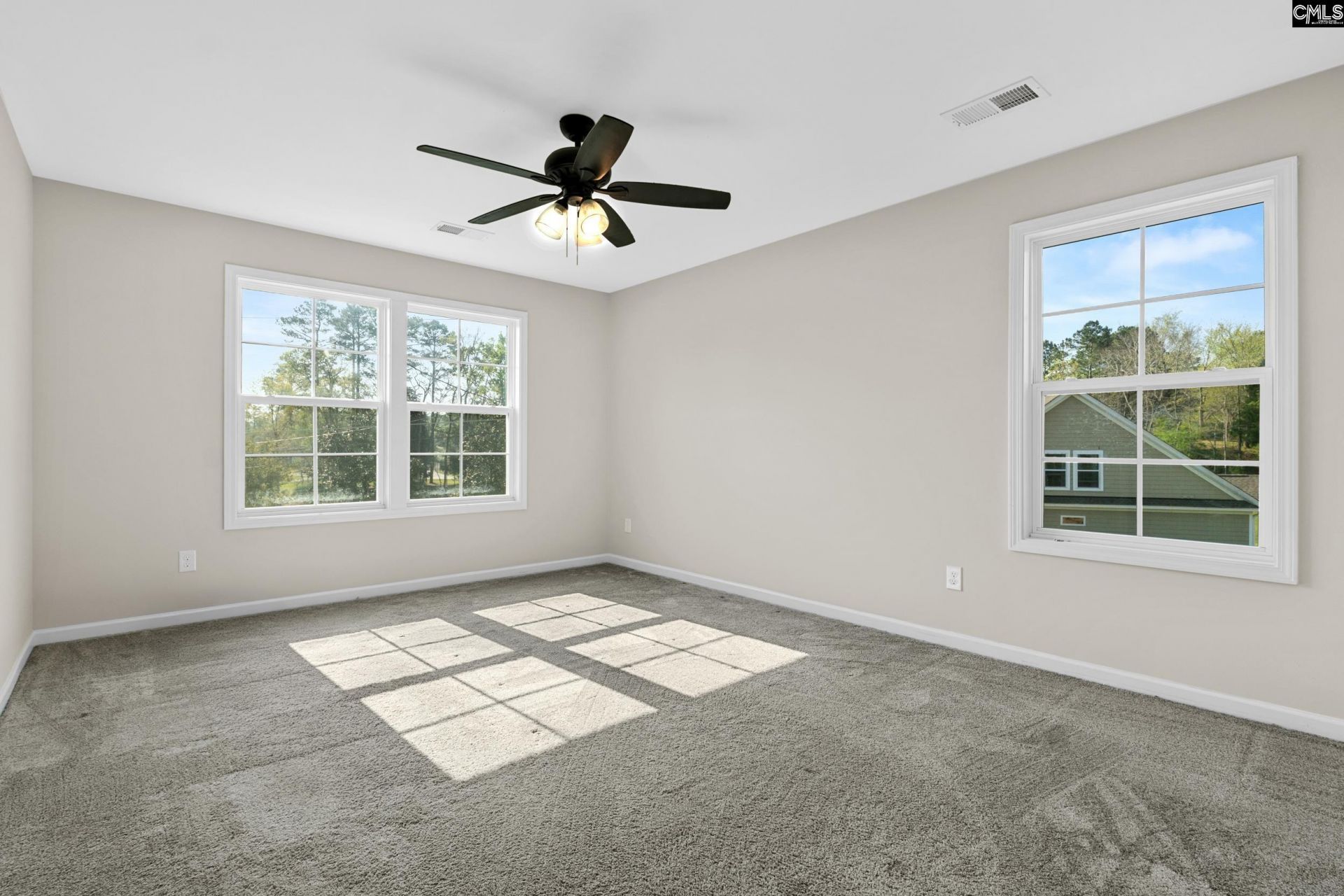 703 Mayflower Trail Photo 33