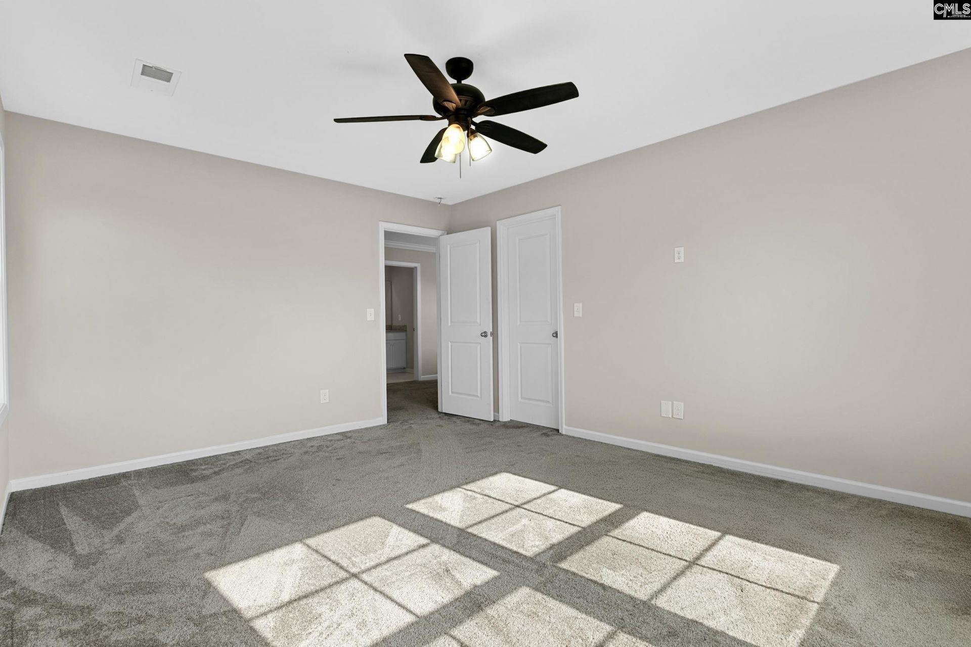 703 Mayflower Trail Photo 34