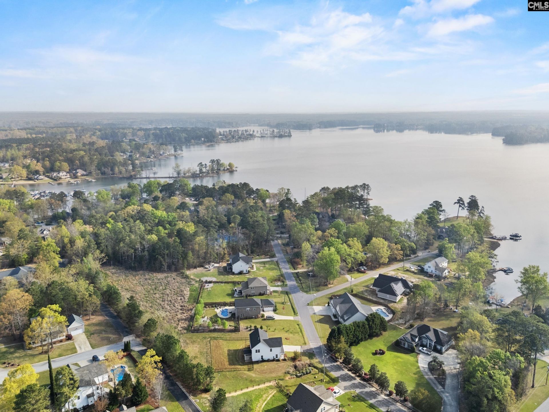 703 Mayflower Trail Photo 41
