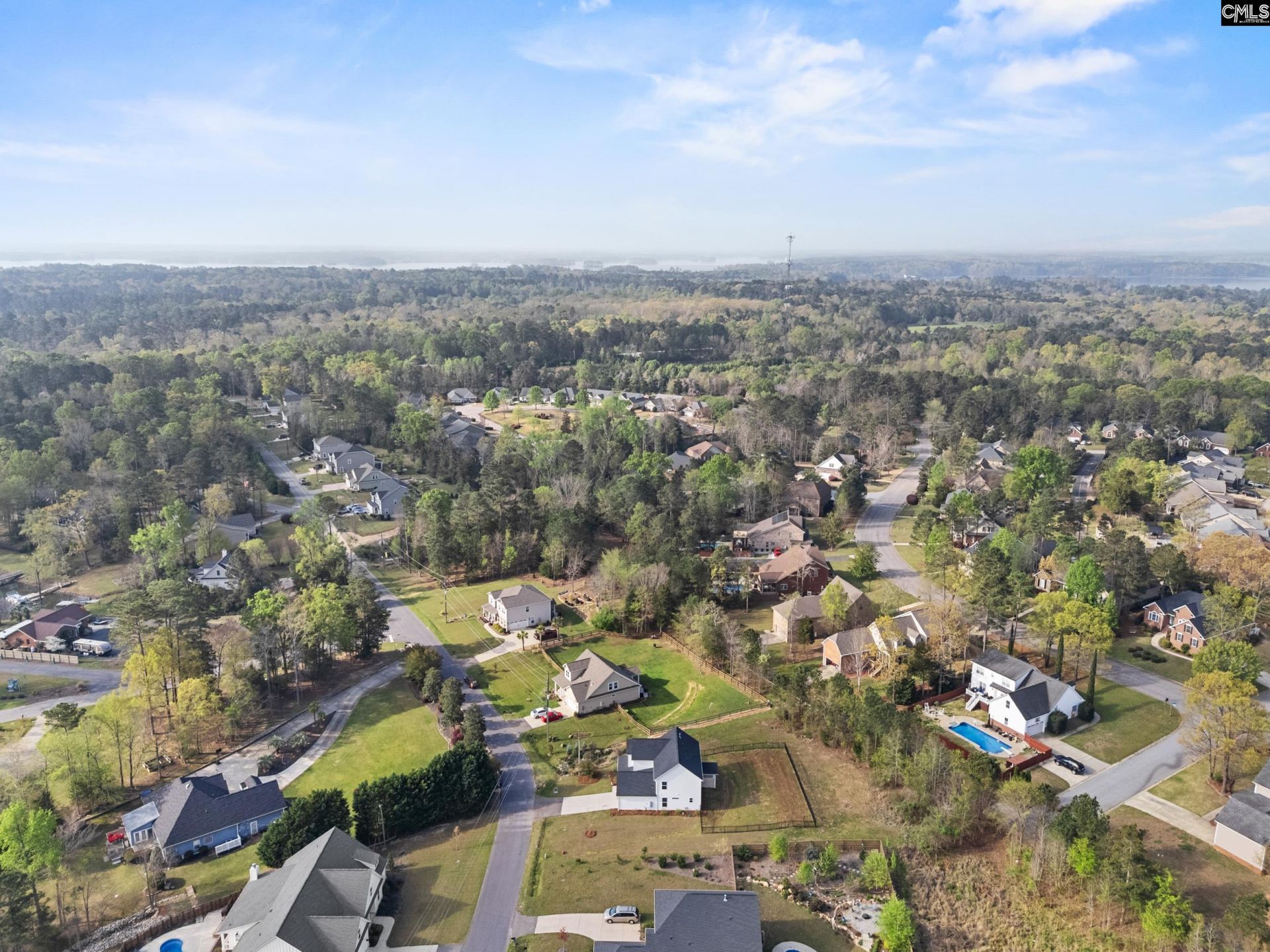 703 Mayflower Trail Photo 43