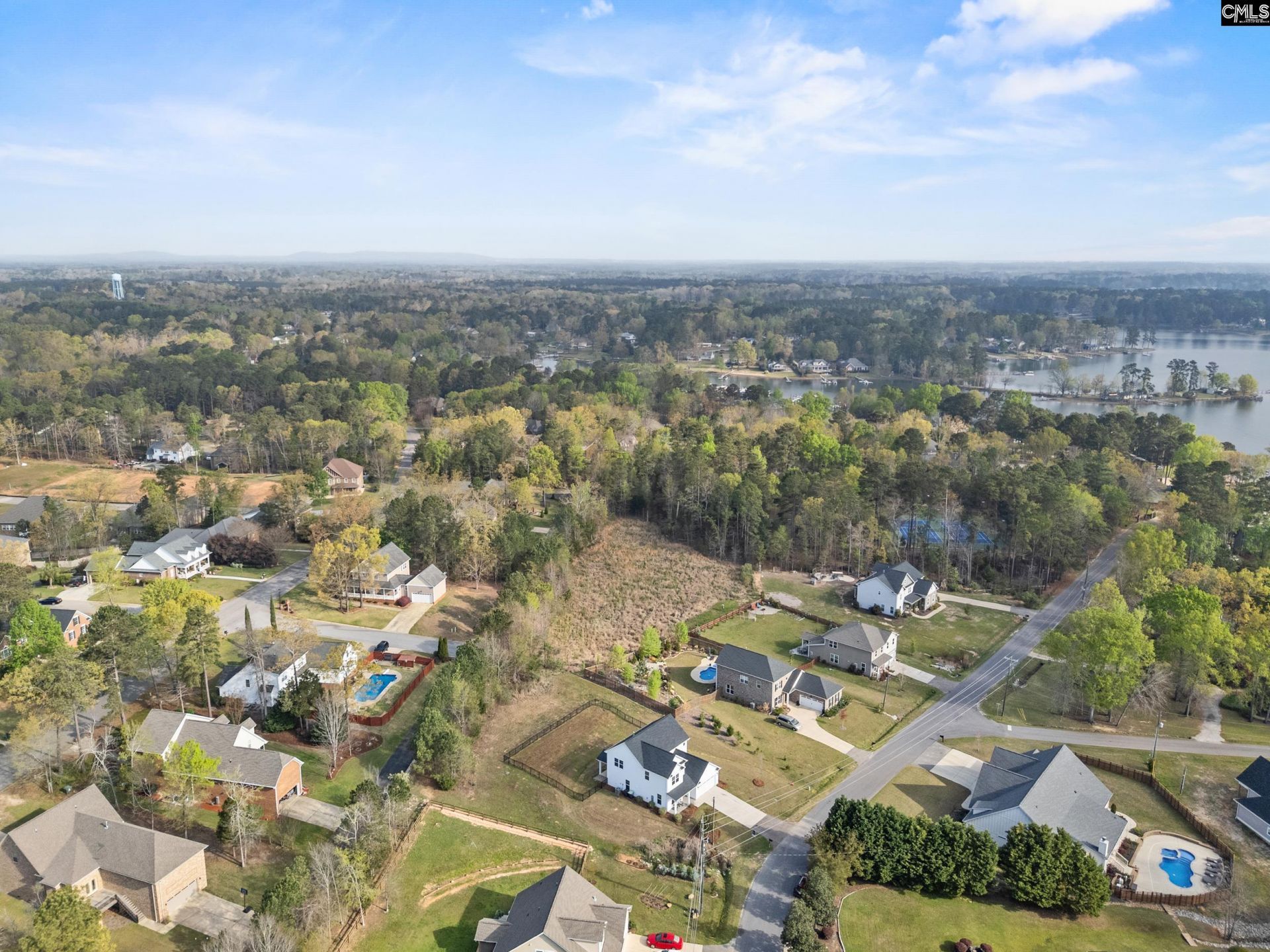703 Mayflower Trail Photo 44