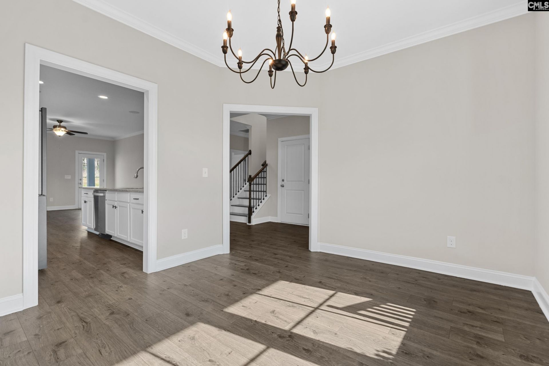 703 Mayflower Trail Photo 5