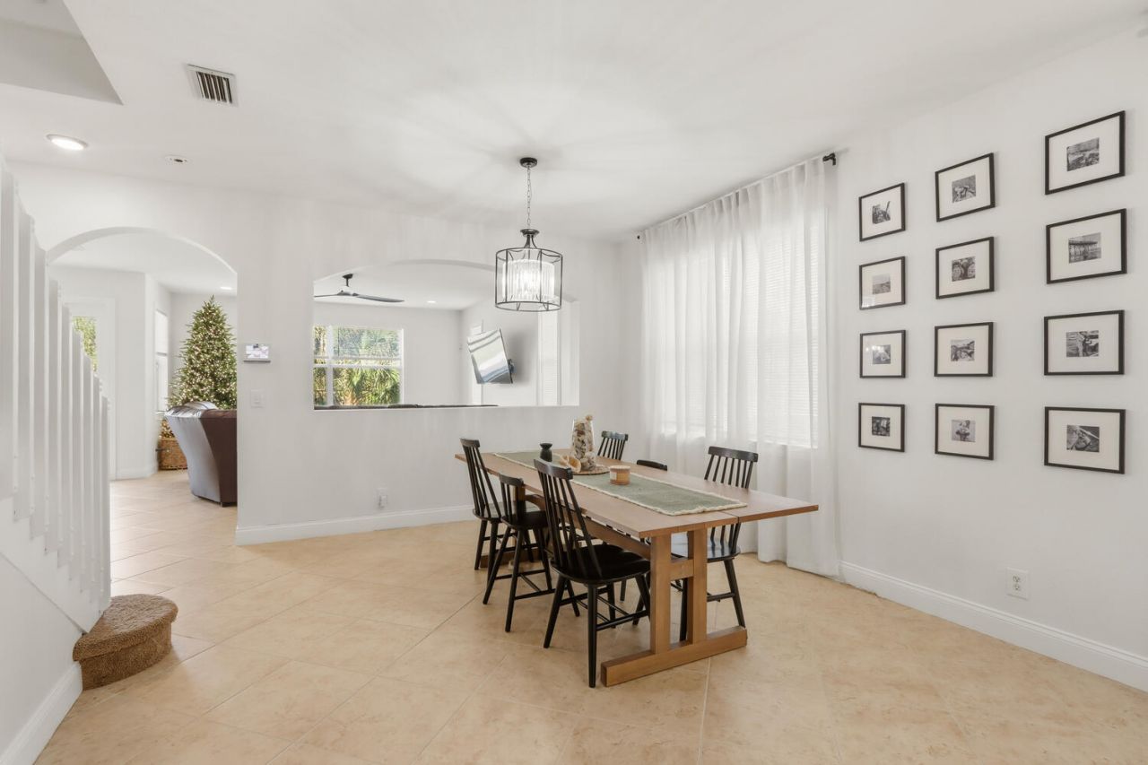 1085 Center Stone Lane, Riviera Beach, FL 33404 Photo