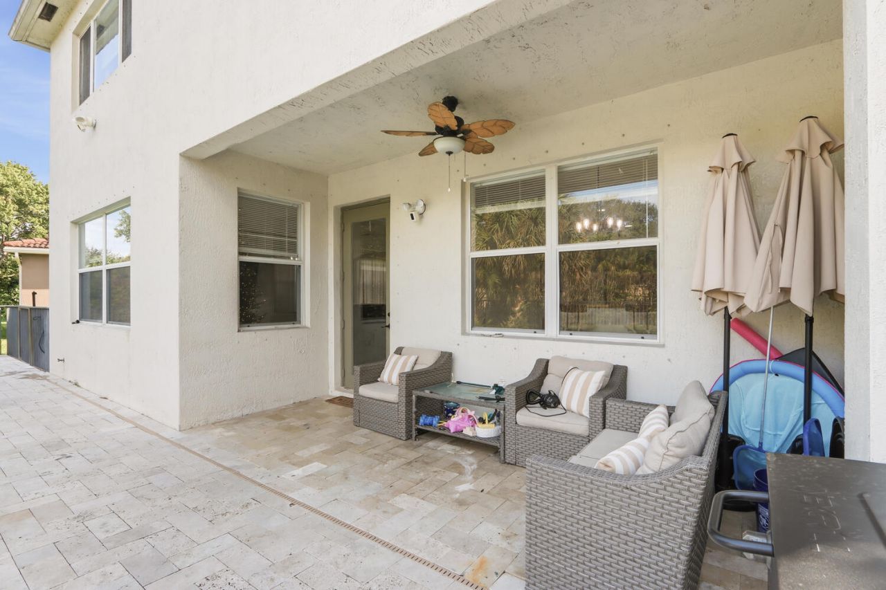 1085 Center Stone Lane, Riviera Beach, FL 33404 Photo