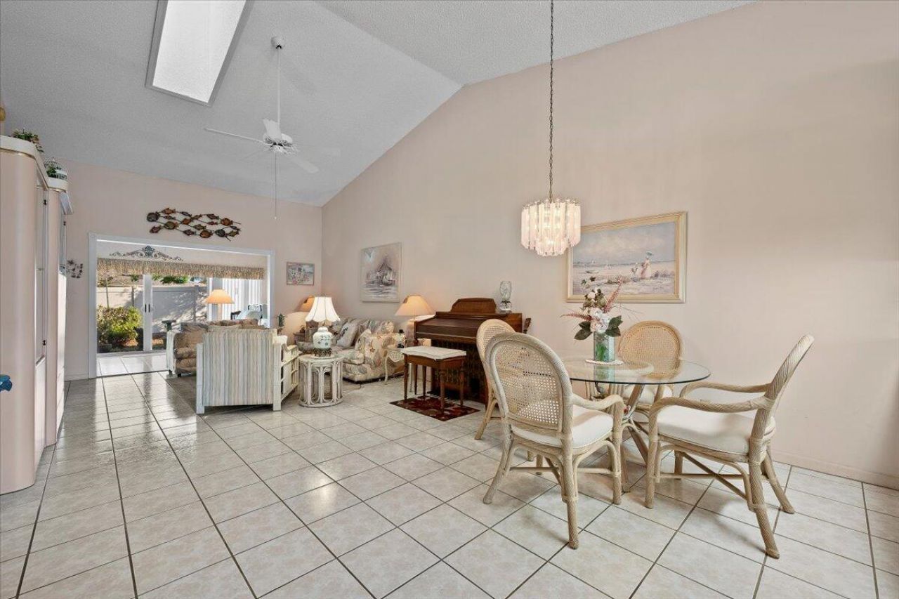 10831 SE Sea Pines Circle, Hobe Sound, FL 33455 Photo