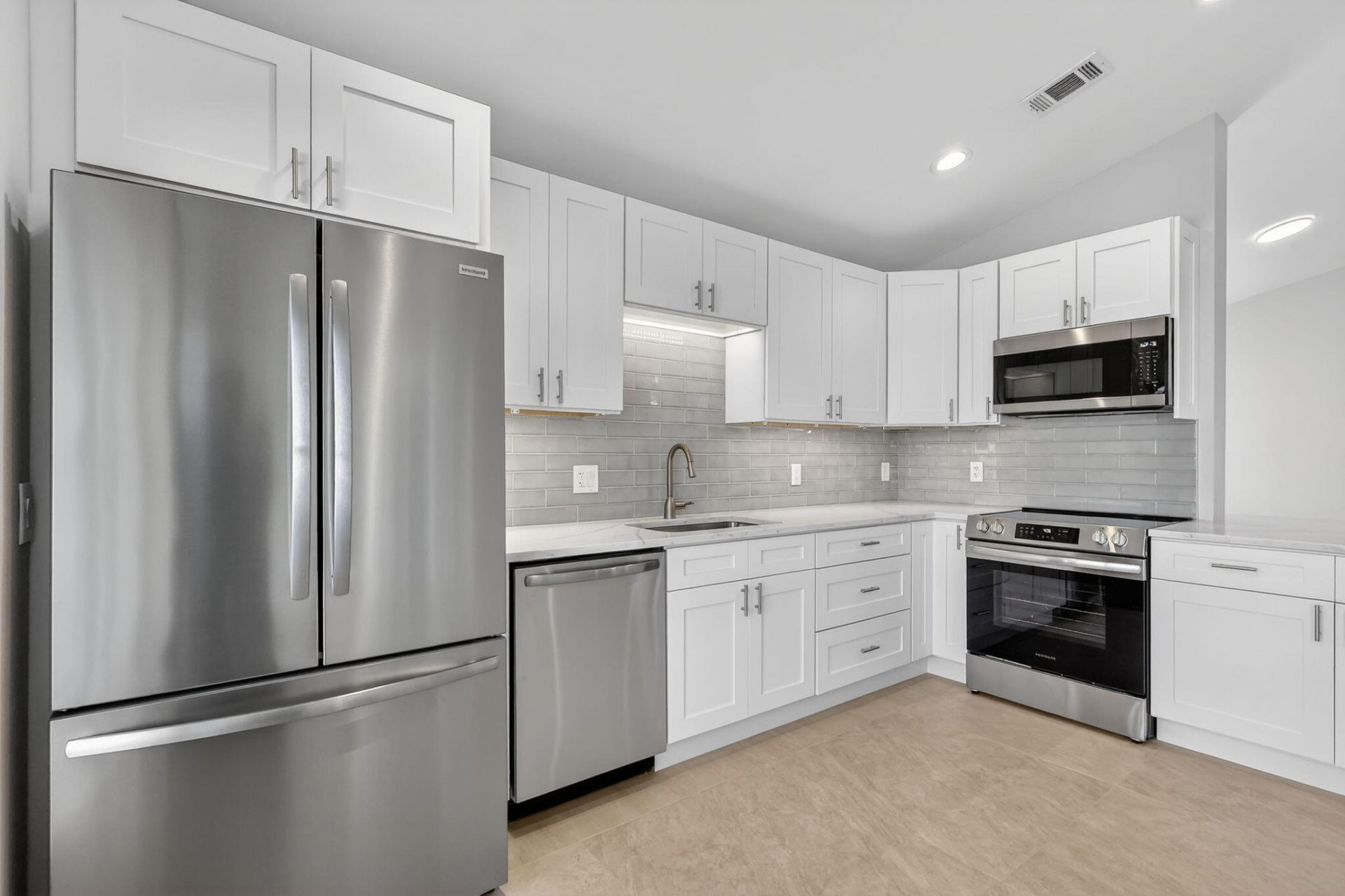 2142 SW Olympic Club Terrace, Palm City, FL 34990 Photo