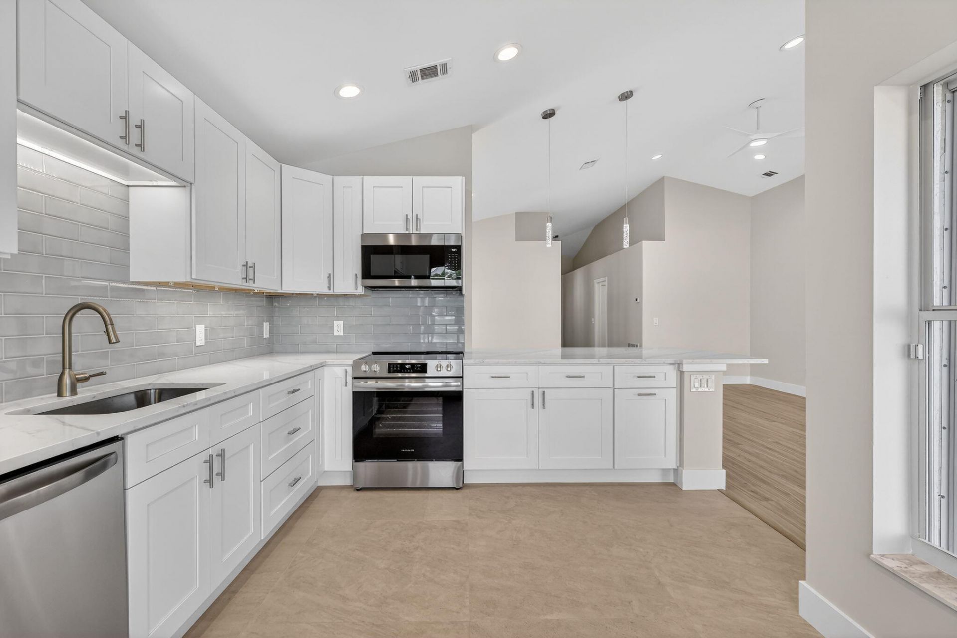 2142 SW Olympic Club Terrace, Palm City, FL 34990 Photo