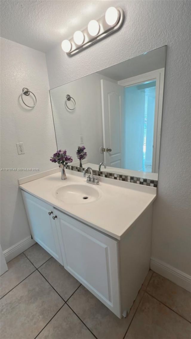 4920 NW 79th Ave, Unit 205, Doral, FL 33166 Photo