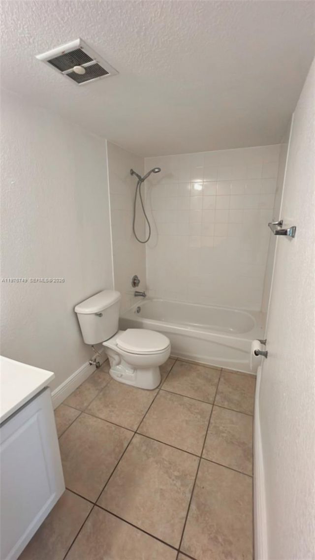 4920 NW 79th Ave, Unit 205, Doral, FL 33166 Photo