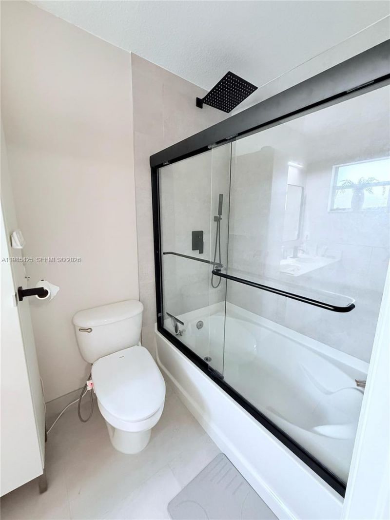7255 NW 173rd Dr, Unit 803-8, Hialeah, FL 33015 Photo
