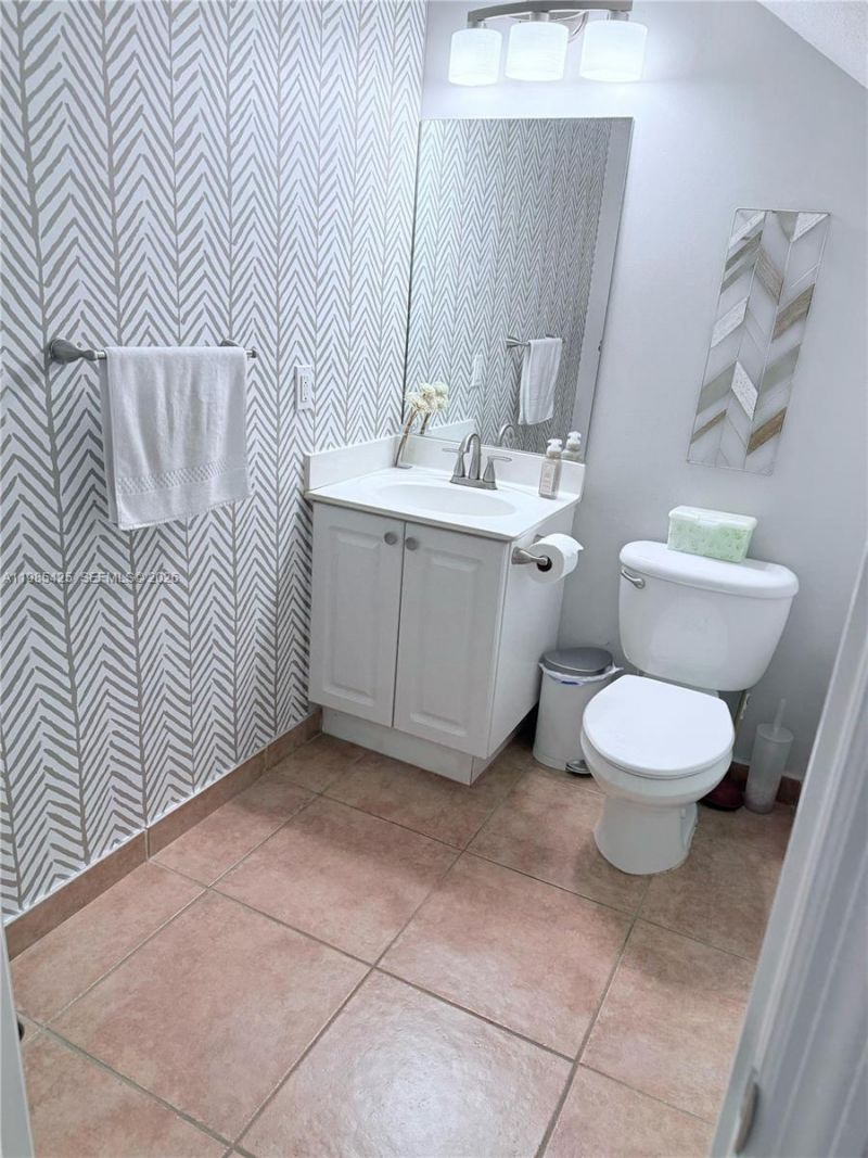 7255 NW 173rd Dr, Unit 803-8, Hialeah, FL 33015 Photo