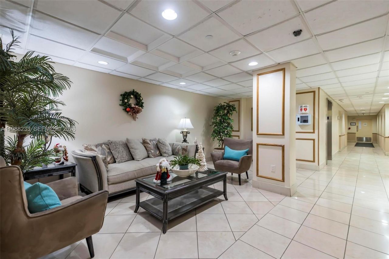 111 Briny Ave , Unit 27-01, Pompano Beach, FL 33062 Photo