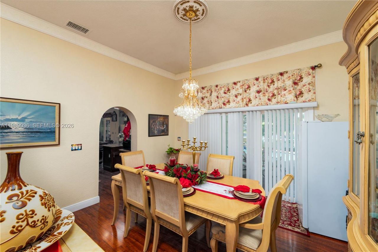 17211 SW 12th St, Pembroke Pines, FL 33029 Photo