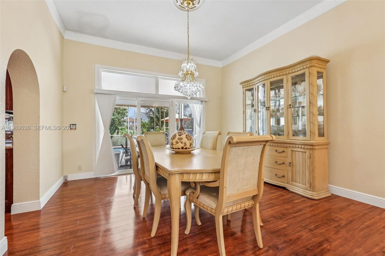 17211 SW 12th St, Pembroke Pines, FL 33029 Photo