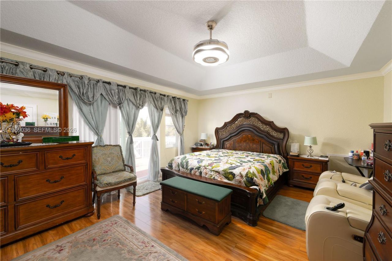 17211 SW 12th St, Pembroke Pines, FL 33029 Photo