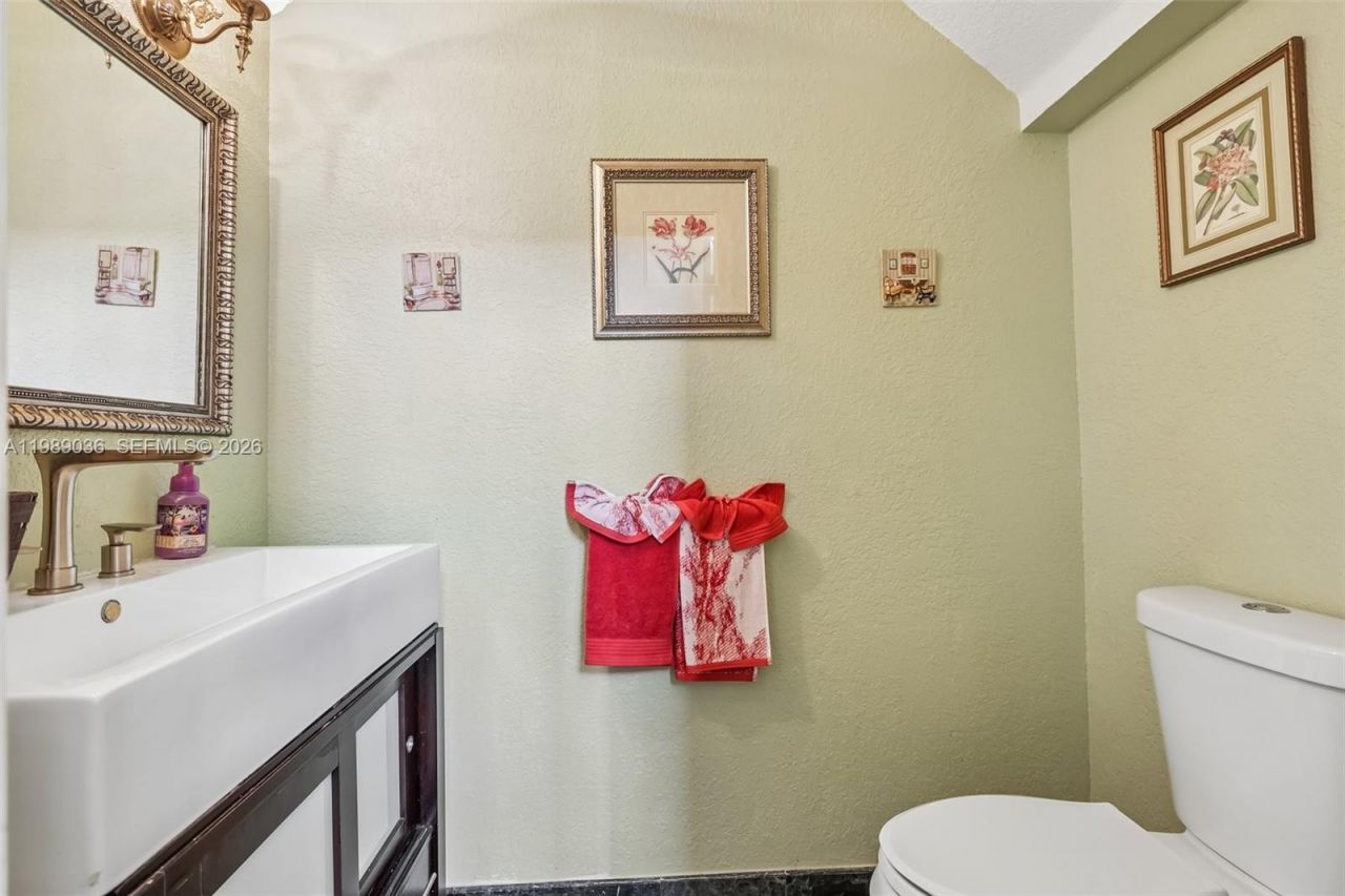 17211 SW 12th St, Pembroke Pines, FL 33029 Photo