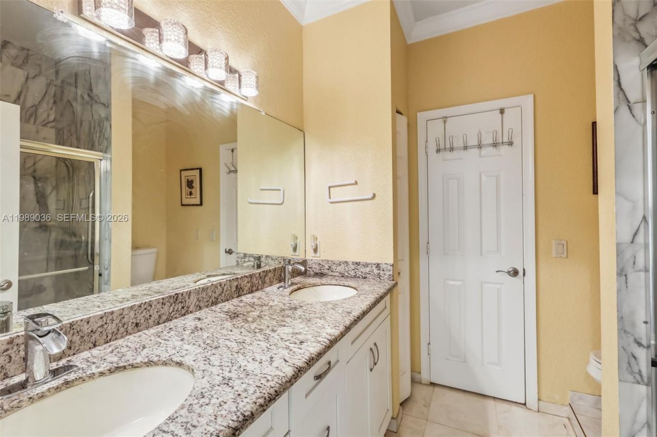 17211 SW 12th St, Pembroke Pines, FL 33029 Photo