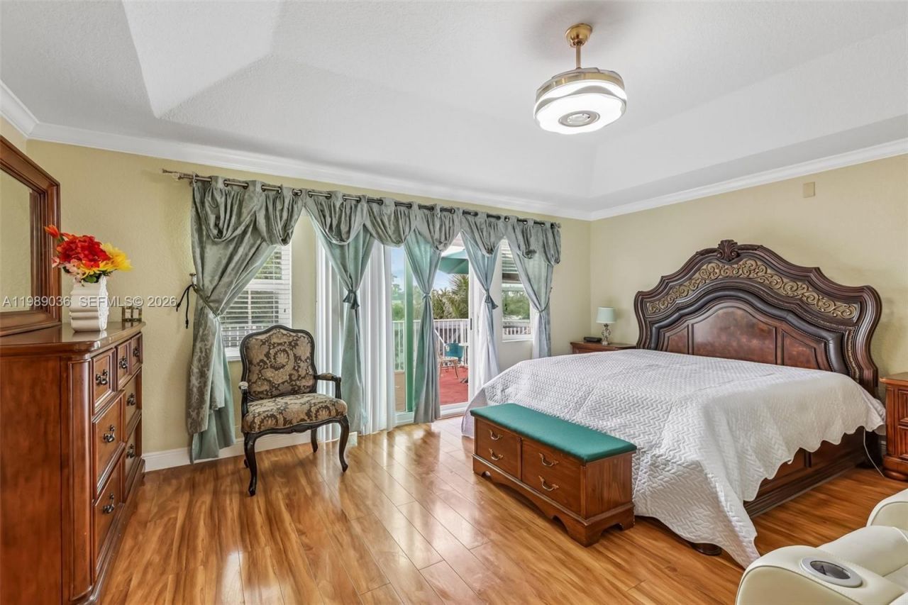 17211 SW 12th St, Pembroke Pines, FL 33029 Photo