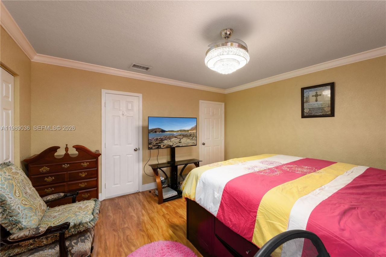 17211 SW 12th St, Pembroke Pines, FL 33029 Photo