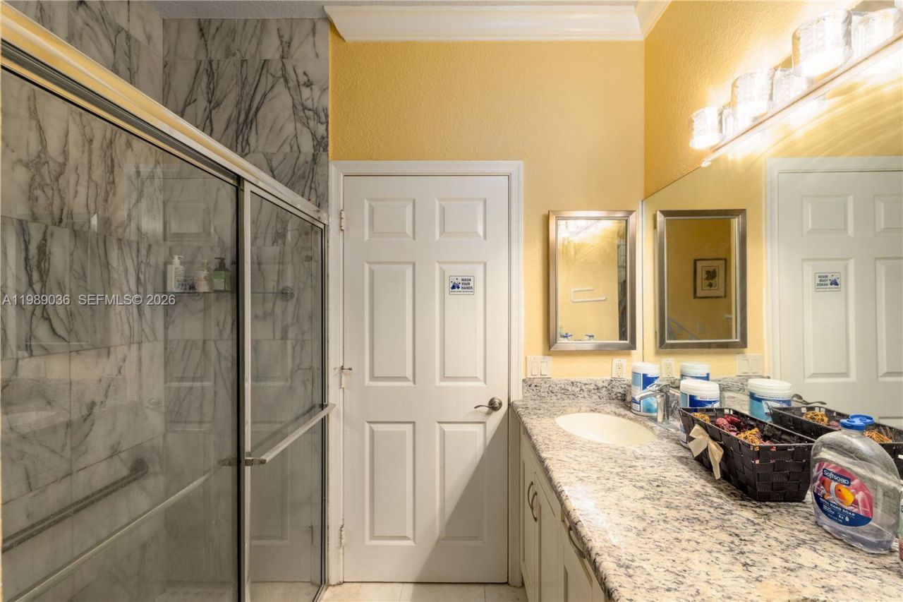 17211 SW 12th St, Pembroke Pines, FL 33029 Photo