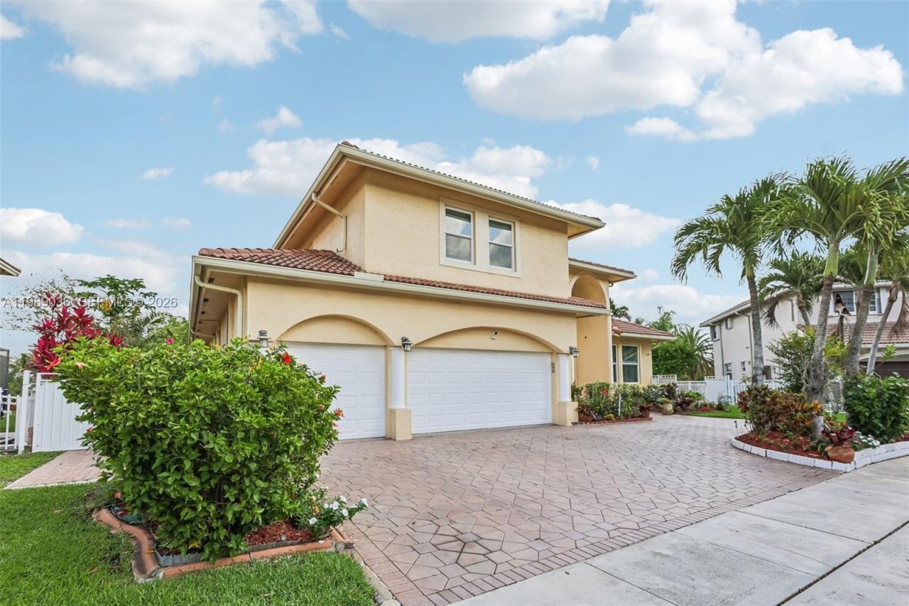 17211 SW 12th St, Pembroke Pines, FL 33029 Photo