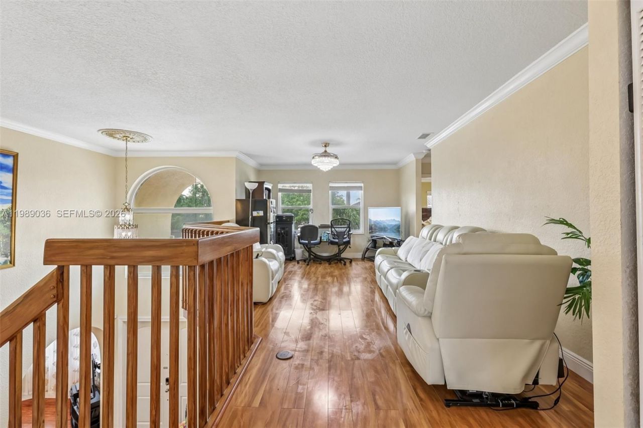 17211 SW 12th St, Pembroke Pines, FL 33029 Photo