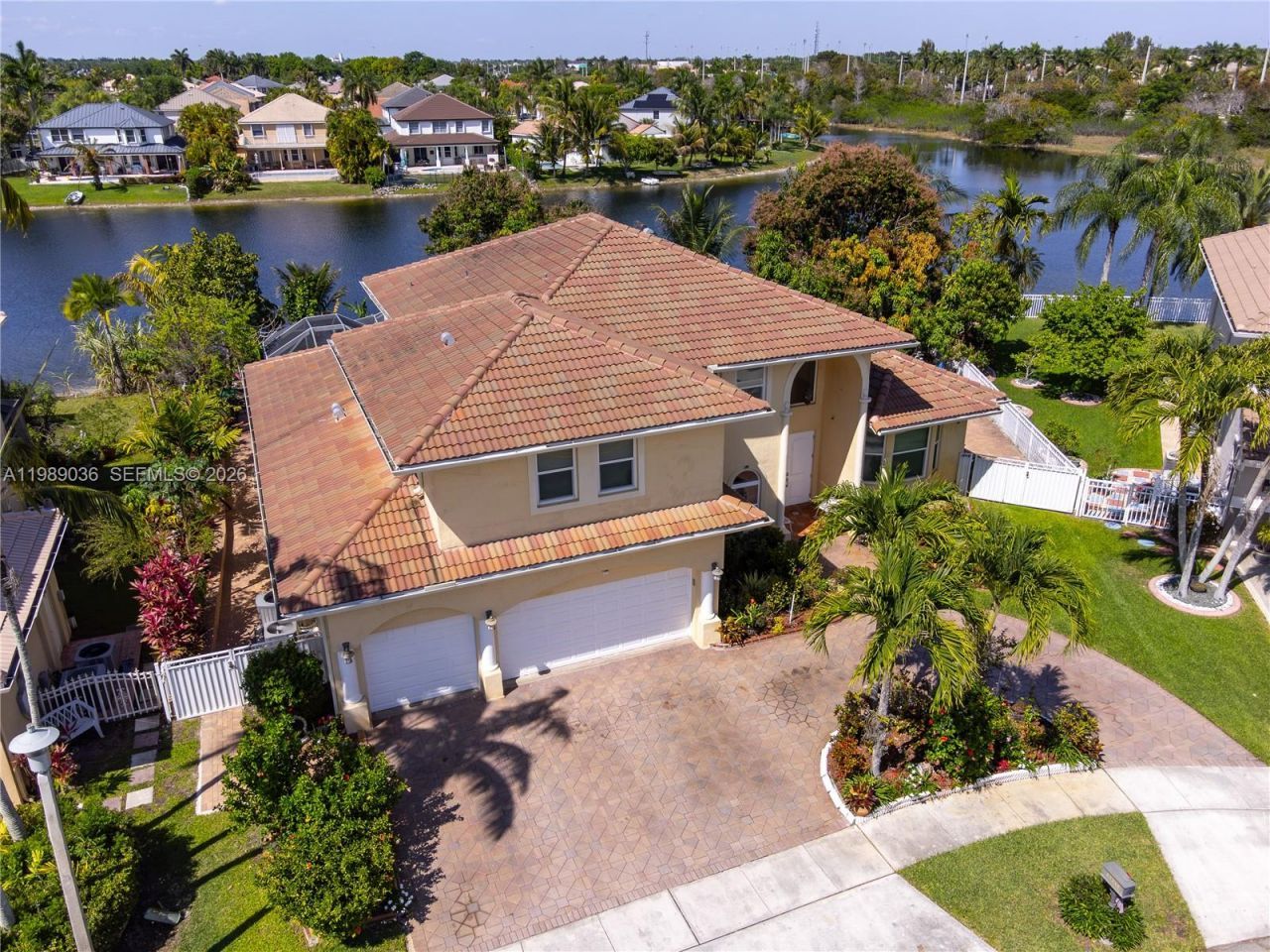 17211 SW 12th St, Pembroke Pines, FL 33029 Photo