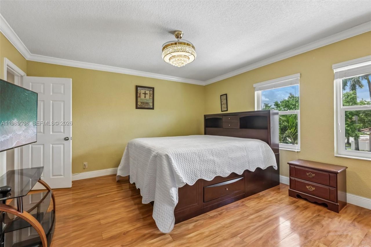 17211 SW 12th St, Pembroke Pines, FL 33029 Photo