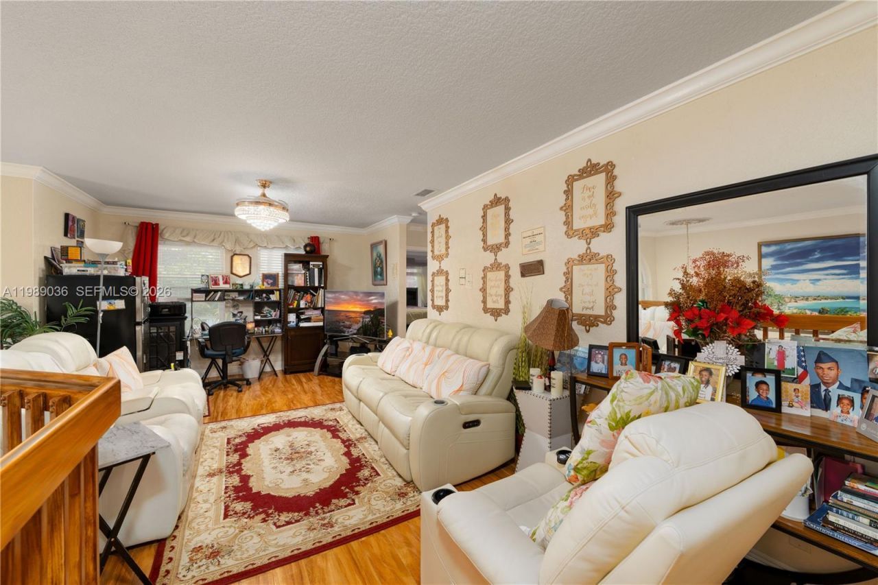 17211 SW 12th St, Pembroke Pines, FL 33029 Photo